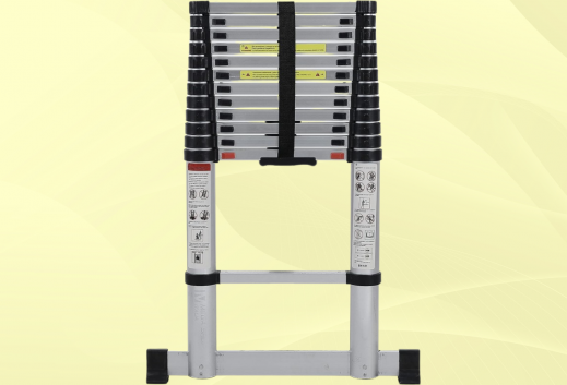 Scala telescopica pieghevole con Soft Close: innovazione e sicurezza al servizio del tuo lavoro